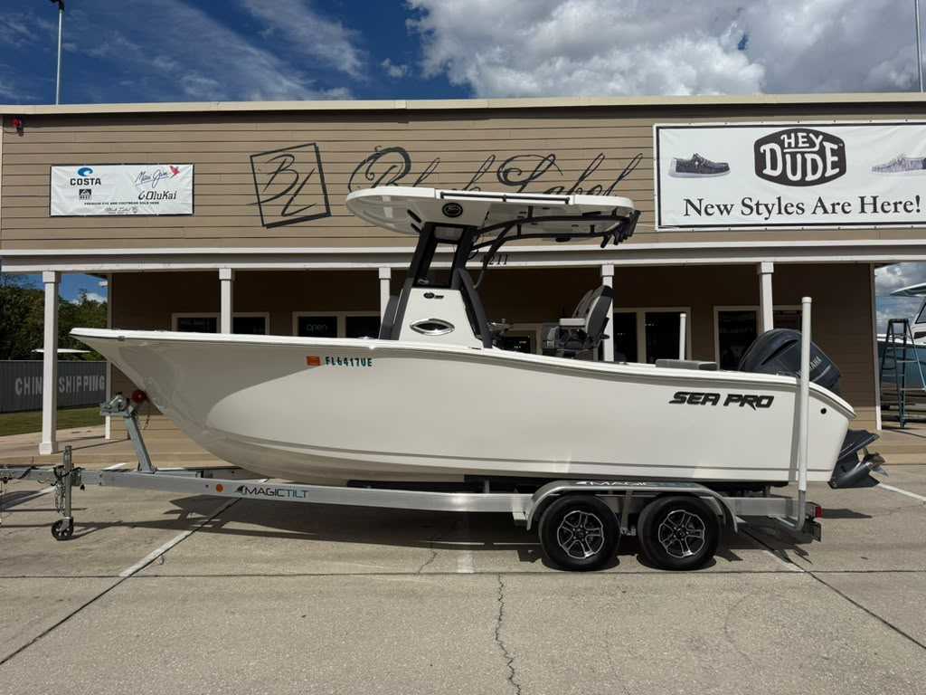 2025 Sea Pro 242 Sport