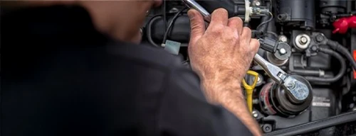 Expert marine service facility